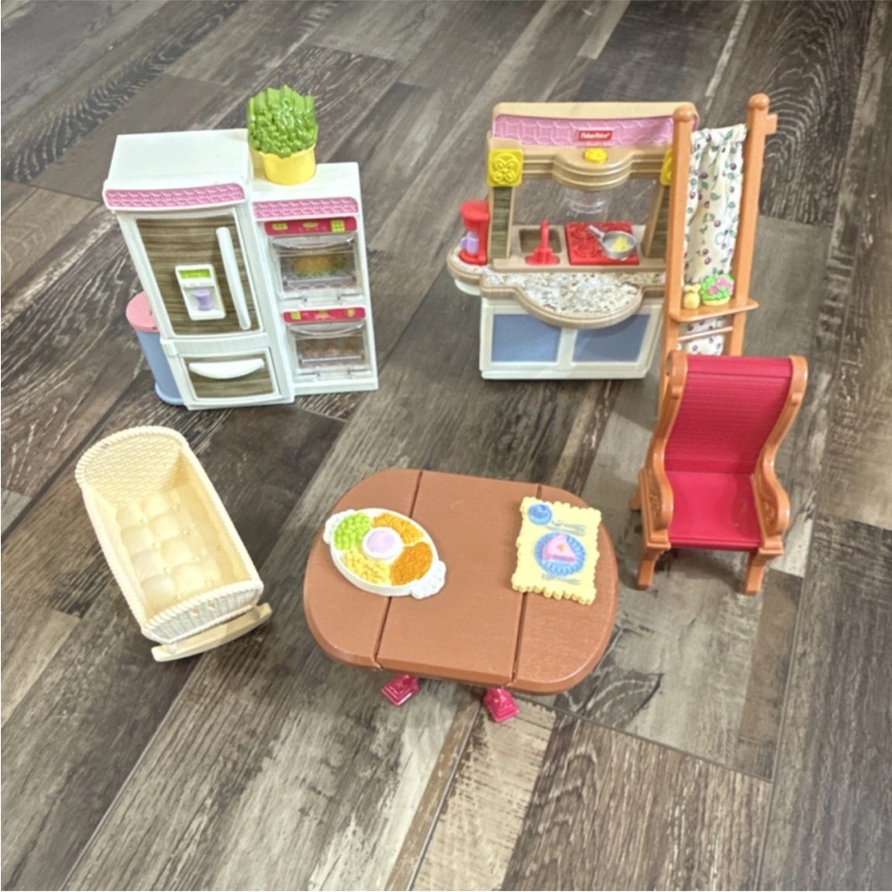 Fisher-Price loving family doll accessories